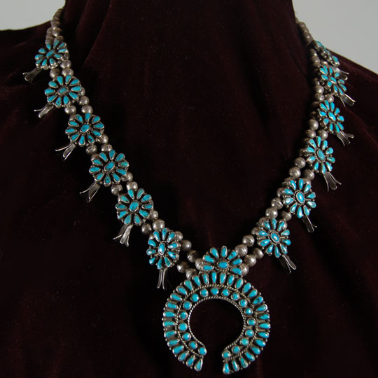 Zuni Pueblo Jewelry - 25843